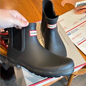 Hunter Women's Original Chelsea Boots - Black size 8